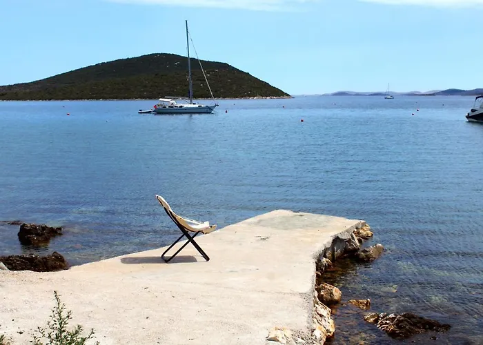 Semesterbostad Secluded Fisherman's Cove Soline, Pasman - 8222 *